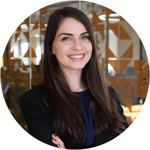 Aubay Team Member Camelia